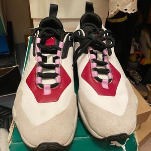 PUMA THUNDER EXCLUSIVES